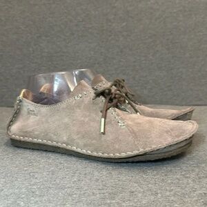 Clark’s Originals Faraway Field Moccasins Brown Suede Crepe Soles Women Size 9.5